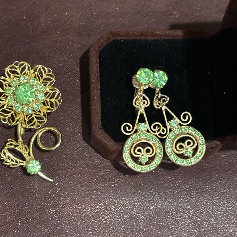 Vintage uranium brooch and earring set